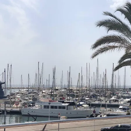 El Faro Puerto Apartamento *