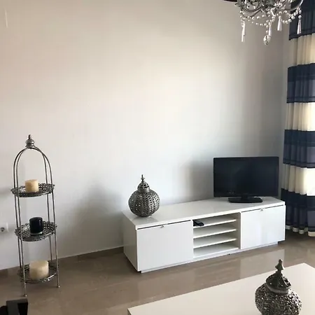 El Faro Puerto Apartment *